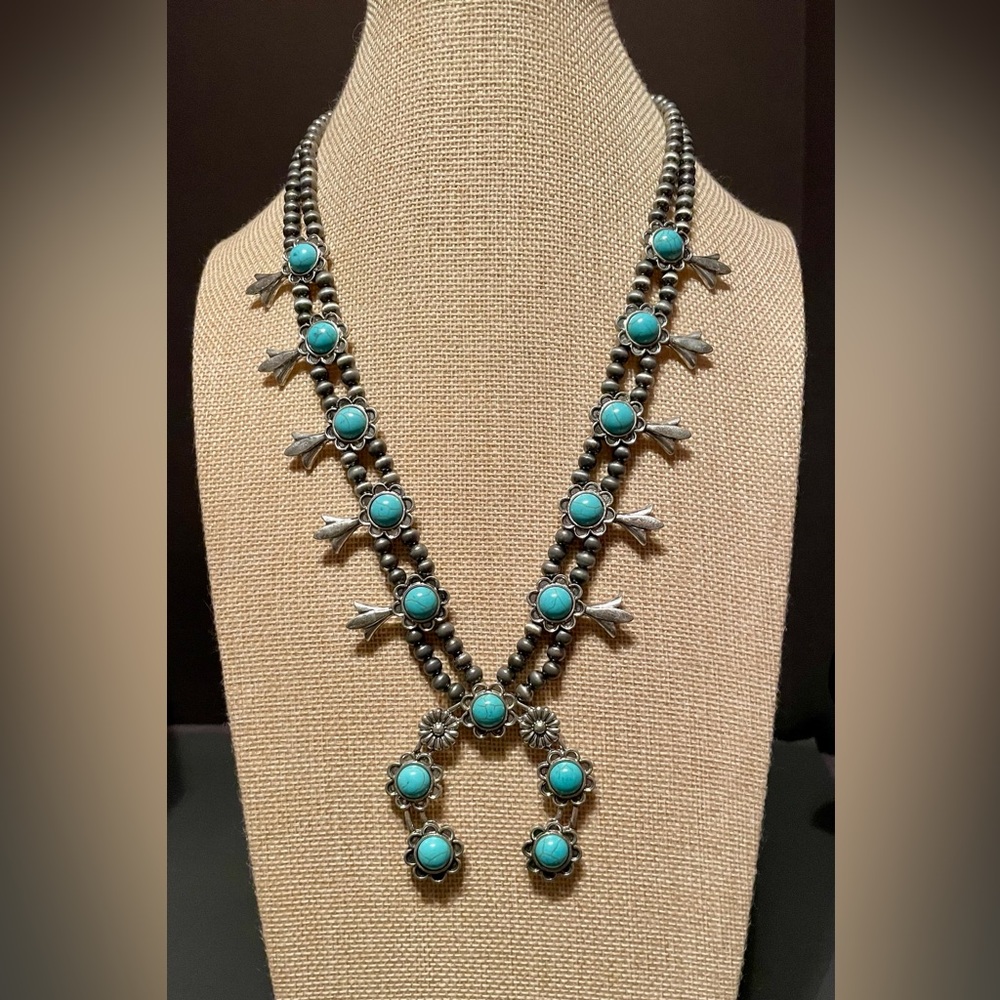 Squash Blossom Necklace Turquoise/Silver - Picture 11 of 11